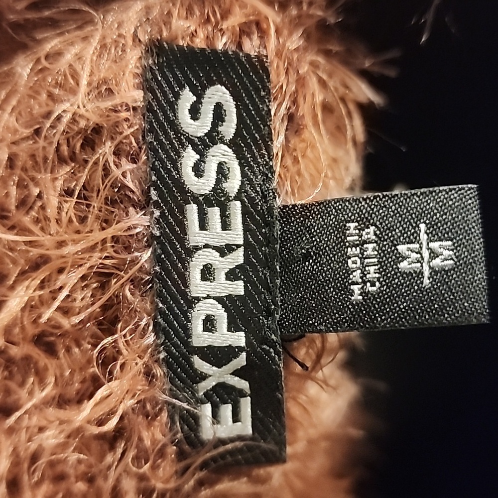 Express Pullover Top. - image 5